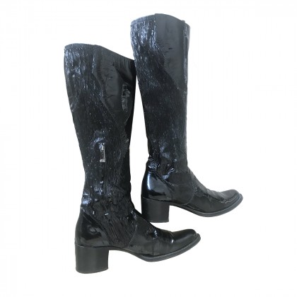 NO NAME PATENT LEATHER BLACK BOOTS